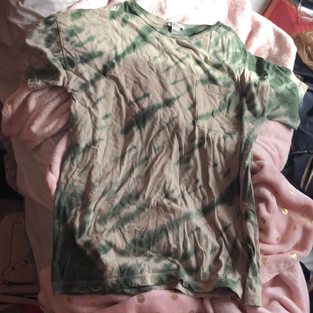 tie dye t-shirt